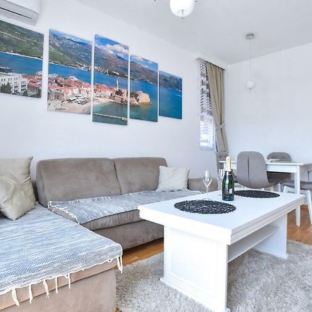 Apartment Bojana บุดวา ภายนอก รูปภาพ