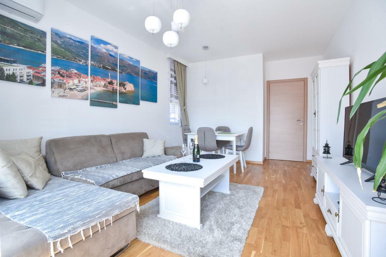 Apartment Bojana บุดวา ภายนอก รูปภาพ