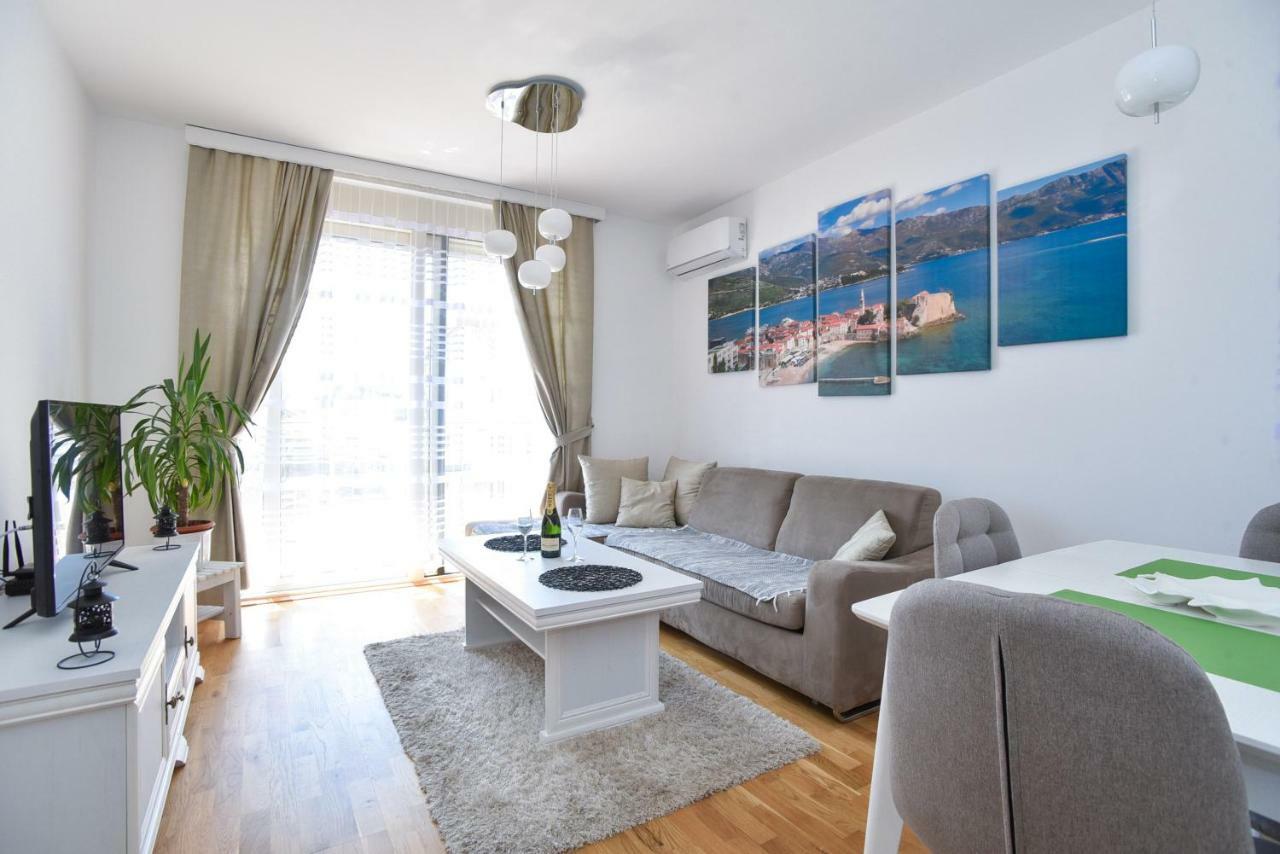 Apartment Bojana บุดวา ภายนอก รูปภาพ